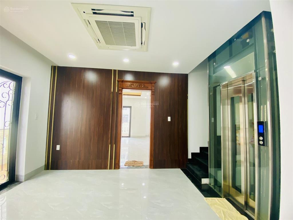 25 triệu/tháng  căn biệt thự 1 trệt 2 lầu có thang máy, sẵn máy lạnh  tp. biên hòa