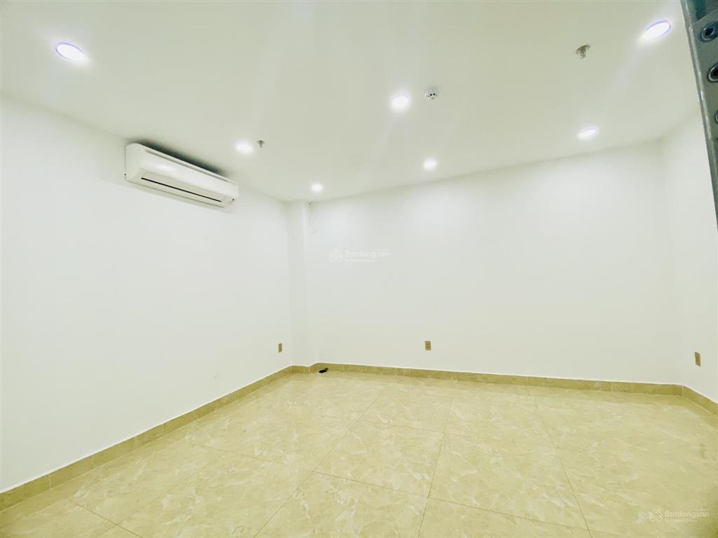 120 triệu/tháng  cho thuê chung 3 căn liền kề mặt tiền võ thị sáu, trung tâm biên hòa