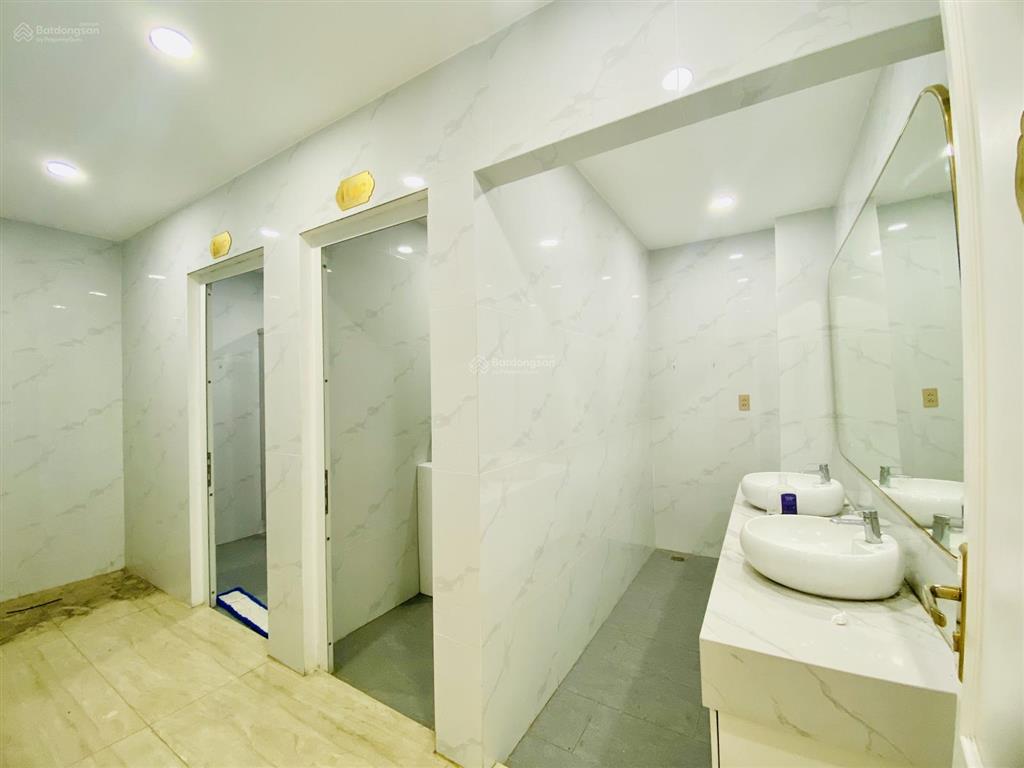 120 triệu/tháng  cho thuê chung 3 căn liền kề mặt tiền võ thị sáu, trung tâm biên hòa