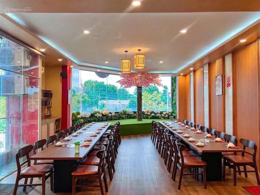 Giá thuê 50tr/tháng  cho thuê 2 căn nhà liền kề góc 2 mặt tiền đường n1 kdc d2d đường võ thị sáu