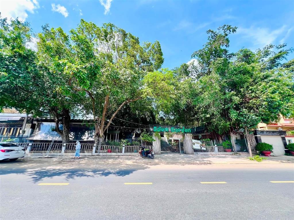Cho thuê mặt bằng 1800m2 đường bờ kè mới ngay cầu hóa an  p. bửu long
