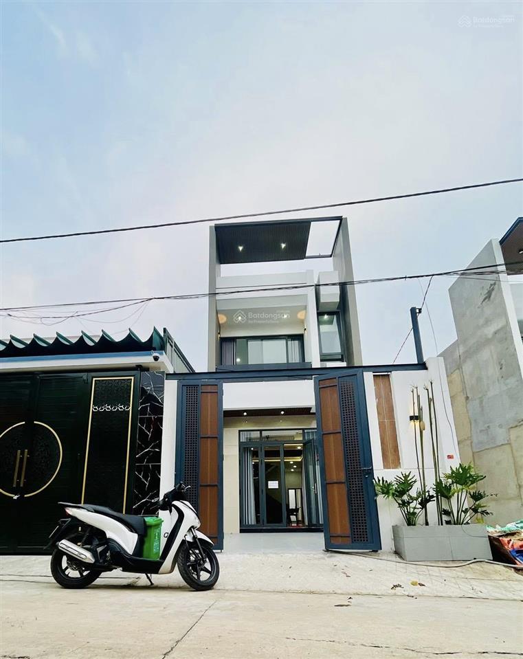 2 tỷ 950tr  bán căn nhà phố hiện đại 1t1l gần chợ quang thắng  p. trảng dài