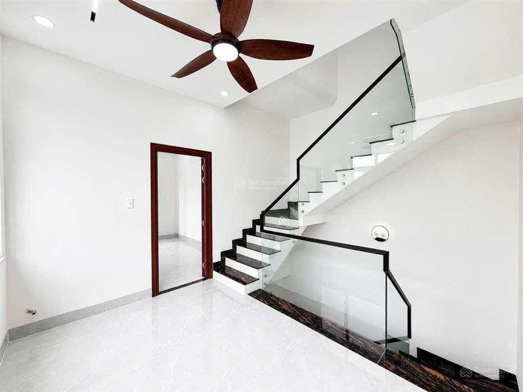 4,75 tỷ  bán nhà phố thiết kế hiện đại 1 trệt 2 lầu góc 2 mặt tiền ngay chợ phú thọ  trảng dài