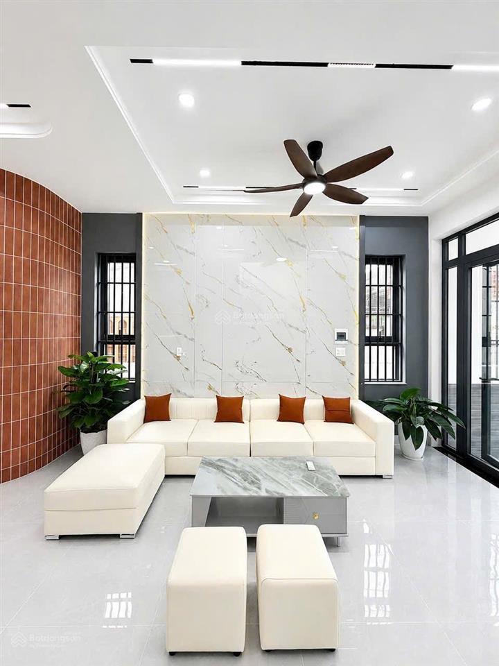 4,75 tỷ  bán nhà phố thiết kế hiện đại 1 trệt 2 lầu góc 2 mặt tiền ngay chợ phú thọ  trảng dài