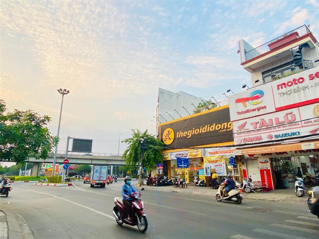 79tr/m2  bán 822m2 đất mặt tiền đường cách mạng tháng 8  p. trấn biên