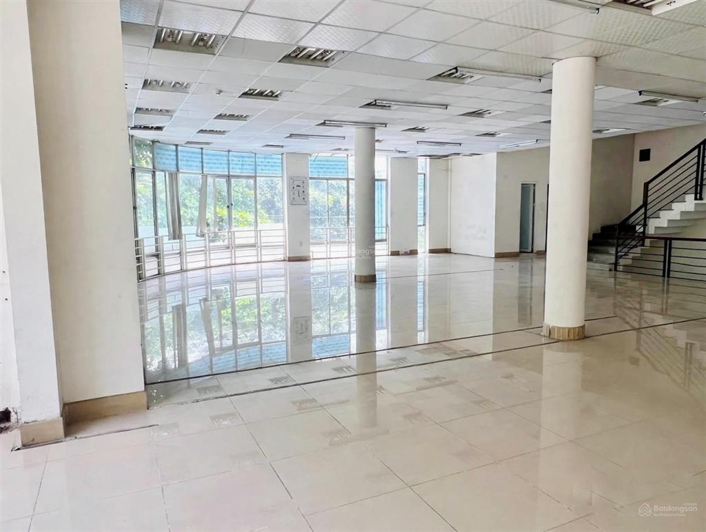 45 triệu/tháng  nhà 1 trệt 1 lầu ngang 15m đường nguyễn ái quốc  500m2 sàn  gần chung cư a6a7