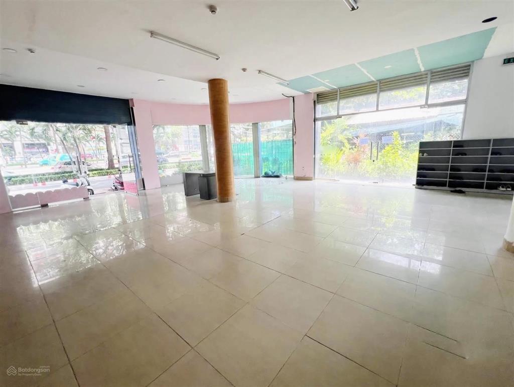 45 triệu/tháng  nhà 1 trệt 1 lầu ngang 15m đường nguyễn ái quốc  500m2 sàn  gần chung cư a6a7
