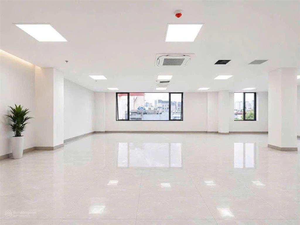 80 tỷ  tòa nhà diện tích lớn mặt tiền trục chính trung tâm biên hòa