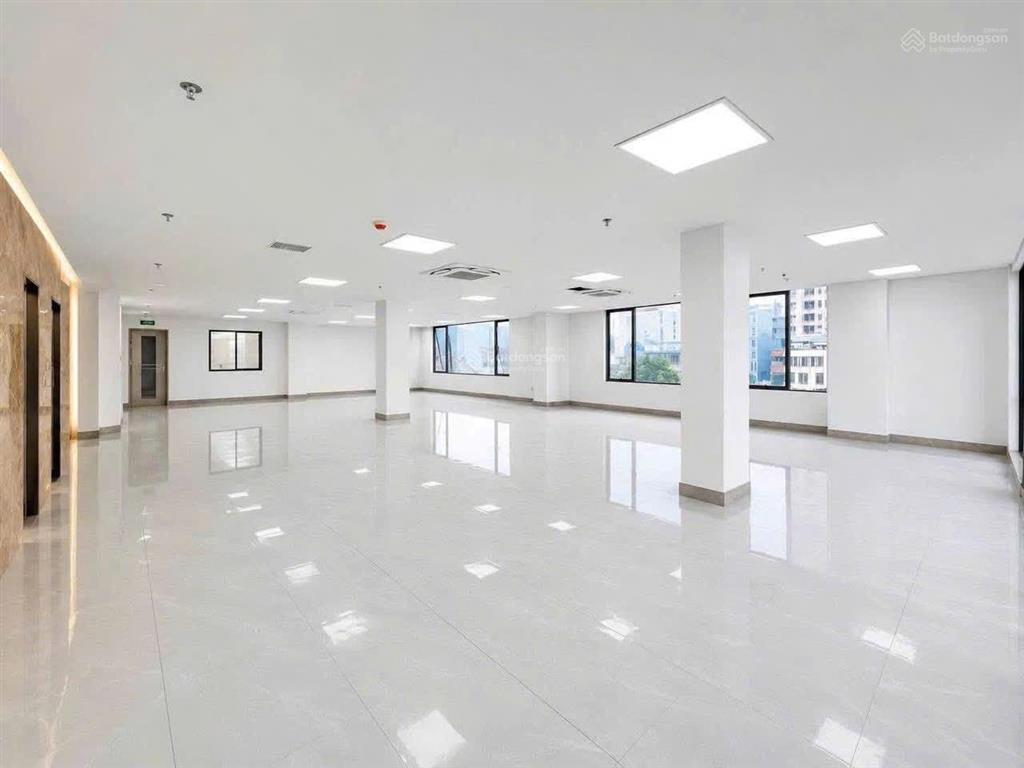 80 tỷ  tòa nhà diện tích lớn mặt tiền trục chính trung tâm biên hòa