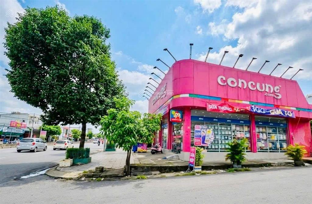 40 triệu/tháng  cho thuê mặt bằng góc 2 mặt tiền ngang 11 mét ngay bệnh viện nhi đồng nai