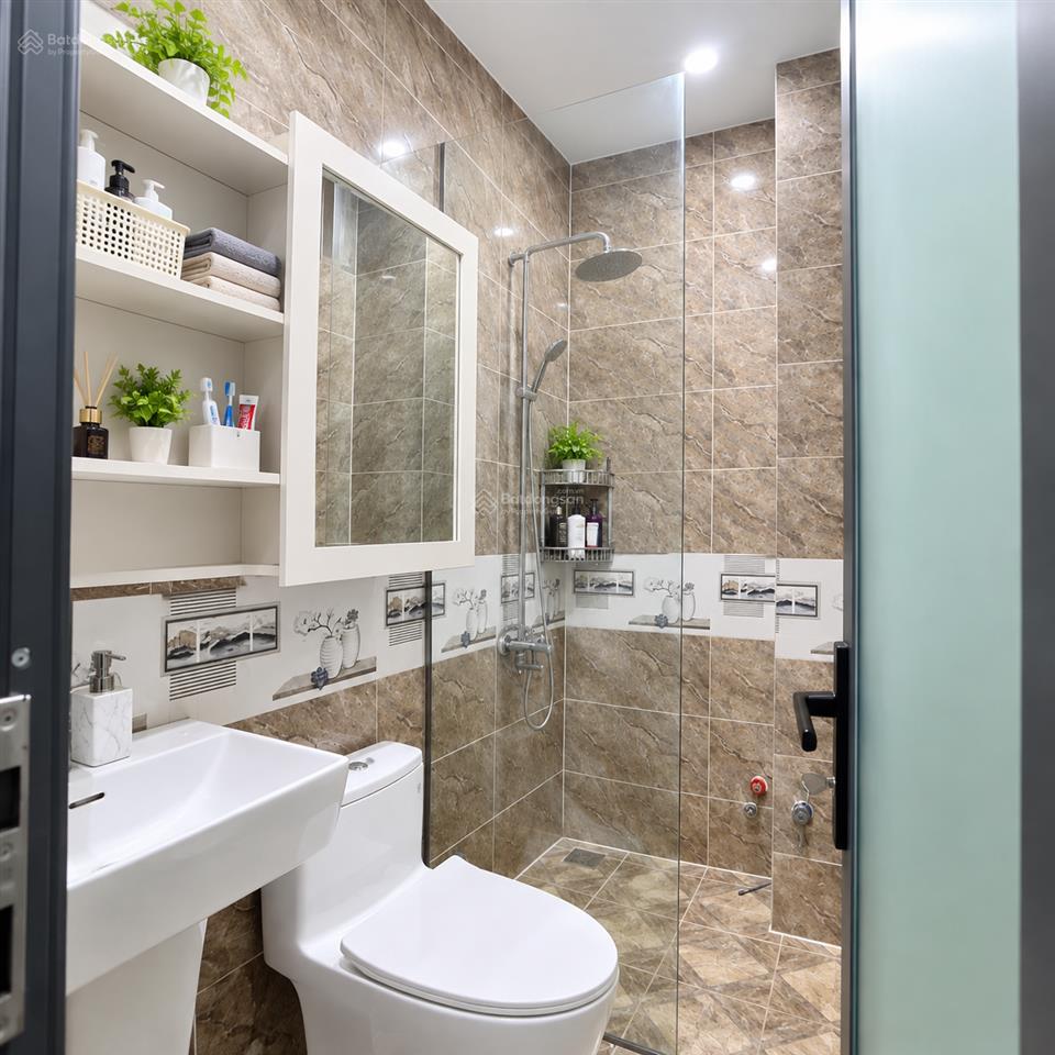 7,6 tỷ  bán căn nhà 1 trệt 2 lầu mặt tiền đường phạm văn thuận  p. tam hiệp  gần vincom biên hòa