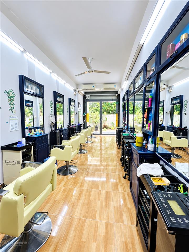 7,5 tỷ  bán nhà 1 trệt 2 lầu đường cách mạng tháng 8  p. trấn biên