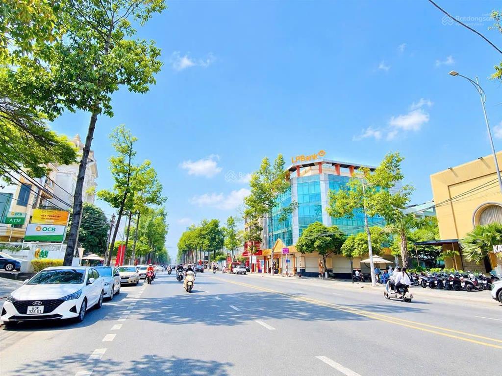 Cho thuê mặt bằng đẹp 320m2 ngang 16m khu d2d võ thị sáu  p. thống nhất