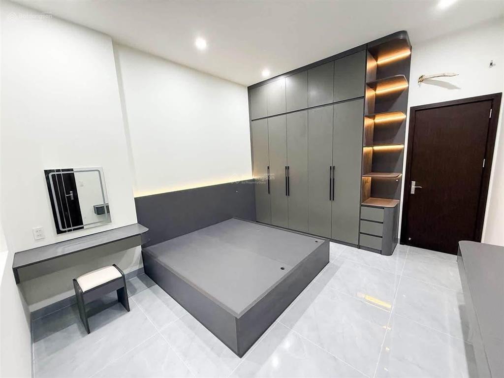 4,6 tỷ  bán căn nhà phố 1 trệt 2 lầu ngay đường nguyễn tri phương  gần chợ đồn  p. bửu hòa
