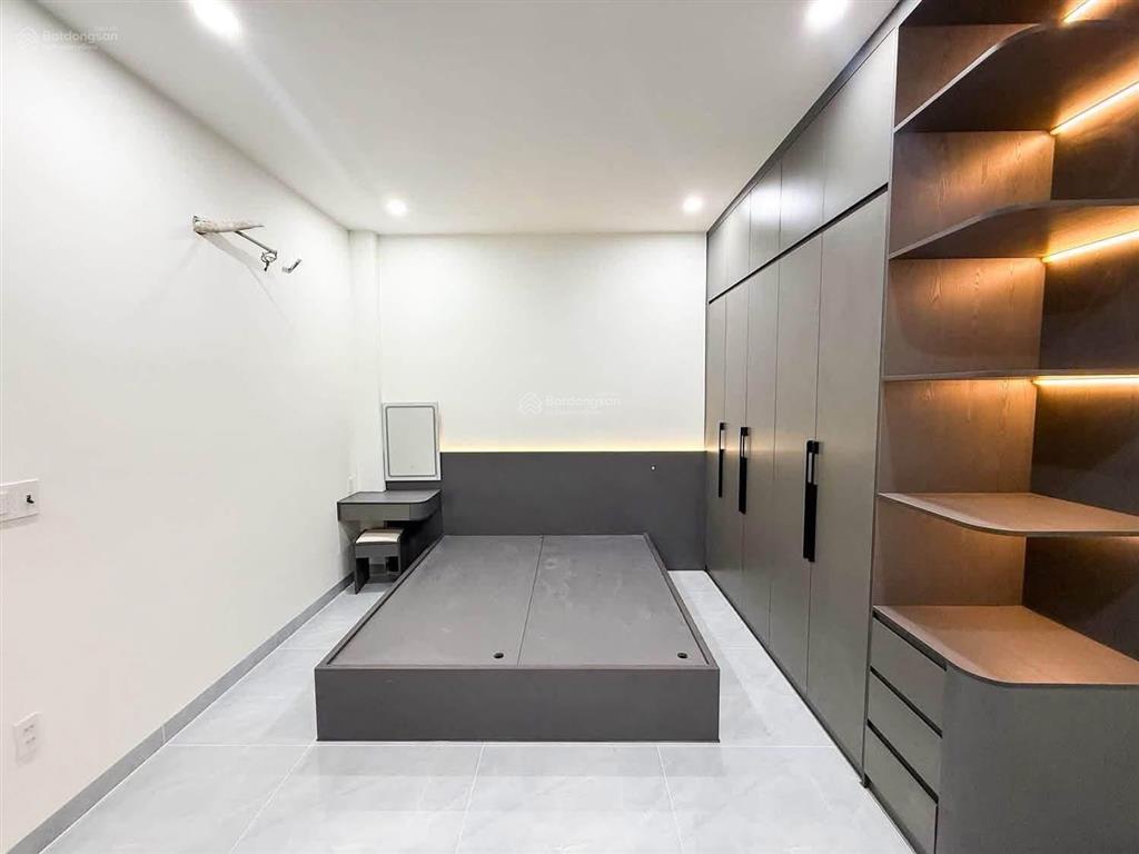 4,6 tỷ  bán căn nhà phố 1 trệt 2 lầu ngay đường nguyễn tri phương  gần chợ đồn  p. bửu hòa