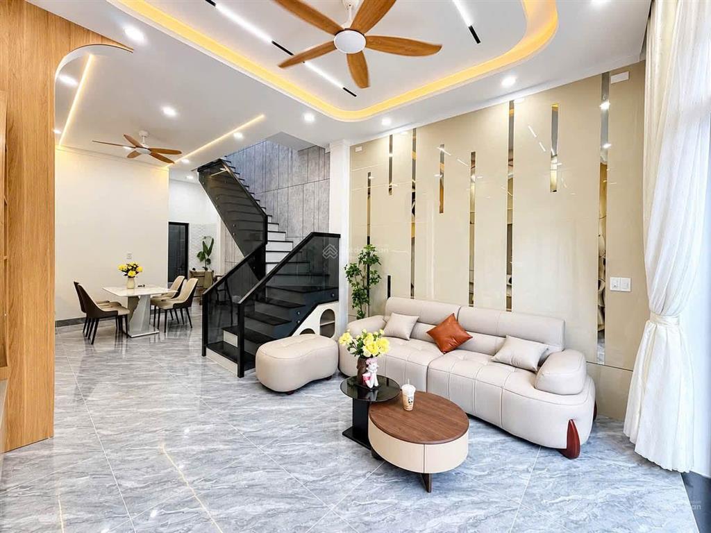 2,79 tỷ  bán nhà đẹp 1 trệt 1 lầu  khu phố 3 gần hành chính công trảng dài sổ riêng  thổ cư