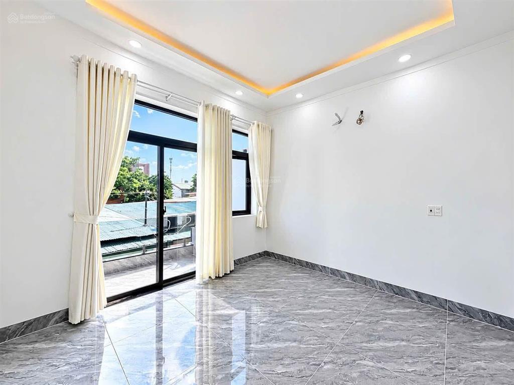 2,79 tỷ  bán nhà đẹp 1 trệt 1 lầu  khu phố 3 gần hành chính công trảng dài sổ riêng  thổ cư