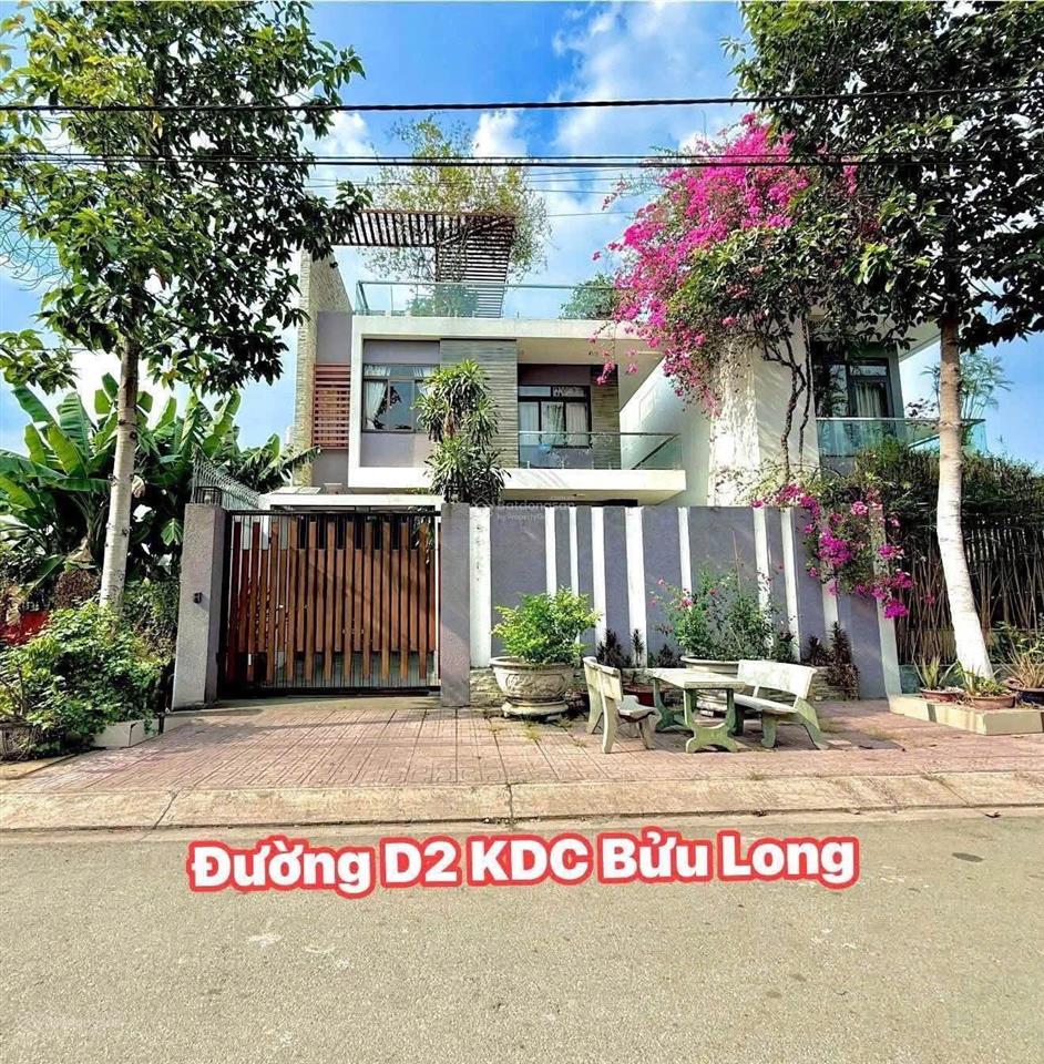 11,9 tỷ  bán căn biệt thự 1 trệt 1 lầu đường d2 kdc bửu long  ngay song ngữ lạc hồng