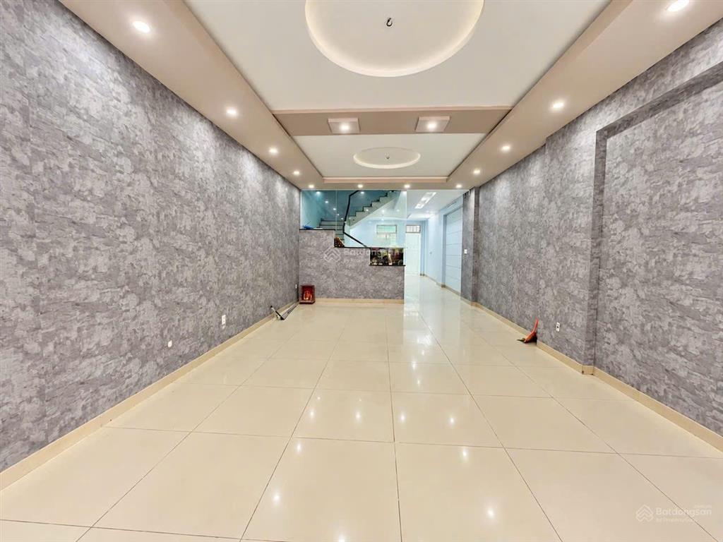 Cho thuê nhà đẹp 1 trệt 2 lầu đường n1 khu d2d võ thị sáu  p. thống nhất