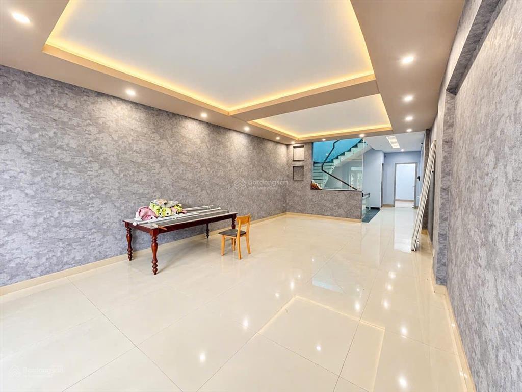 Cho thuê nhà đẹp 1 trệt 2 lầu đường n1 khu d2d võ thị sáu  p. thống nhất