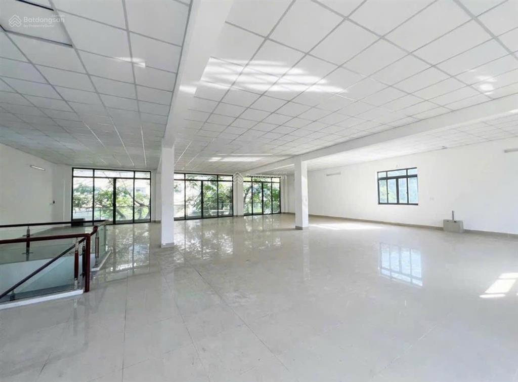 Cho thuê 500m2 mặt bằng đẹp khu dân cư p. trấn biên