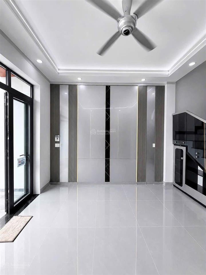 2,7 tỷ  bán căn nhà thiết kế hiện đại 1t1l gần ngay chợ tân vạn  p. biên hòa