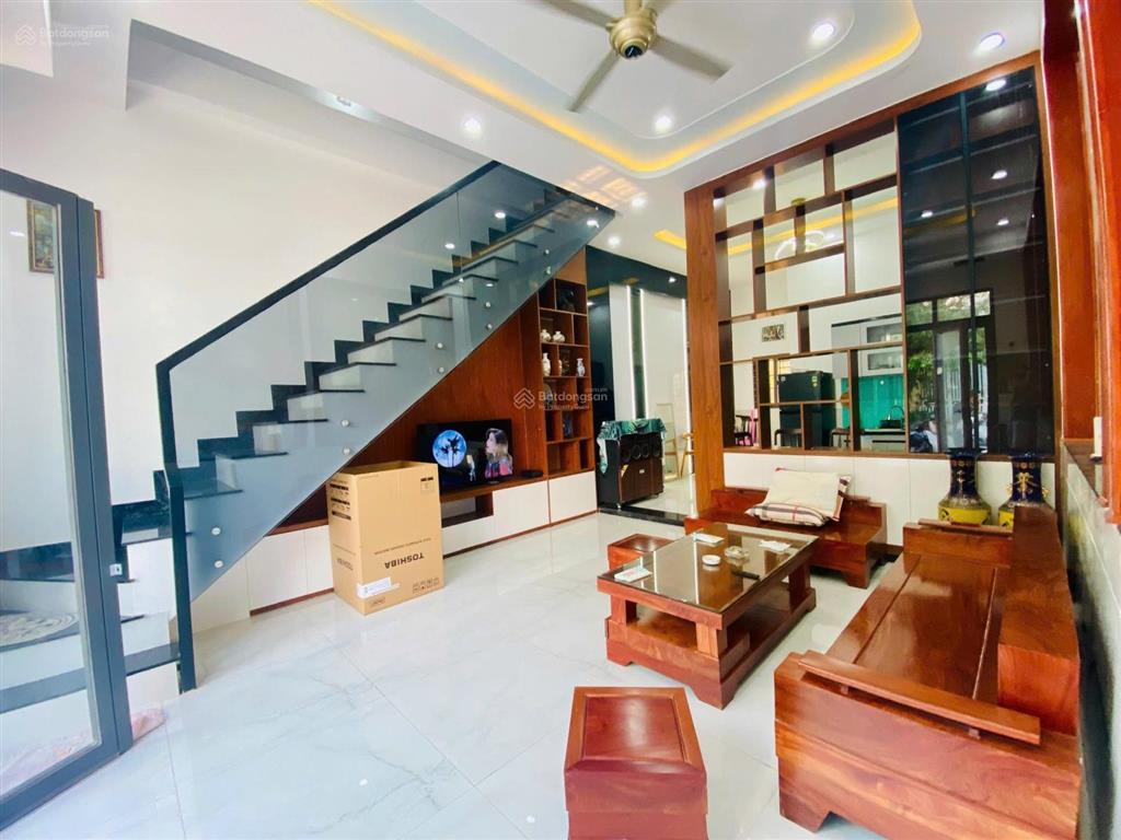 Cho thuê căn nhà phố 1t2l kdc quang vinh  p. trấn biên full nội thất giá thuê 13tr/tháng
