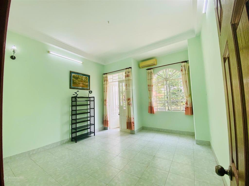 Bán căn nhà 1 trệt 2 lầu kdc bửu long gần sát ngay song ngữ lạc hồng