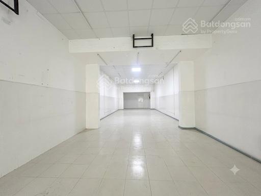 Cho thuê mặt bằng 5,5 mét đường cách mạng tháng 8 gần chợ biên hòa  p. trấn biên