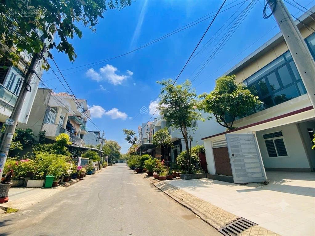 8,3 tỷ  bán gấp nhà 1 trệt 1 lầu đường n13 kdc bửu long gần nhã viên quán
