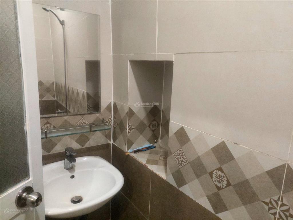 Cho thuê phòng trung tâm sg 3,5tr  siêu tiện nghi toilet riêng, máy lạnh, internet cyber