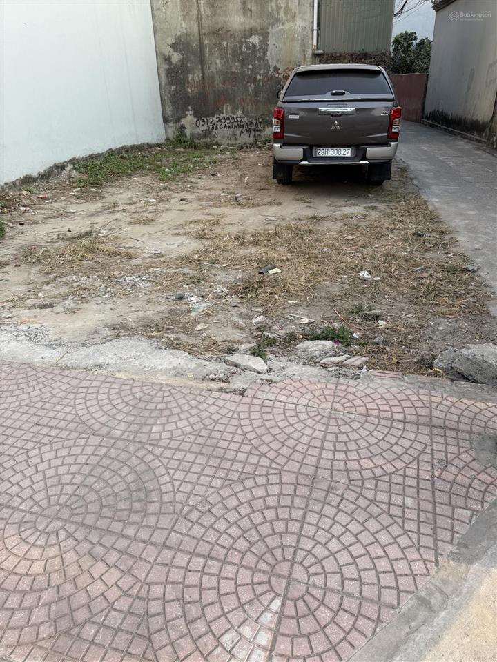Đất mặt đường tả thanh oai  thanh trì.giá 6,6 tỷ có thương lượng.61,7m2 ô tô vào nhà  0968 613 ***