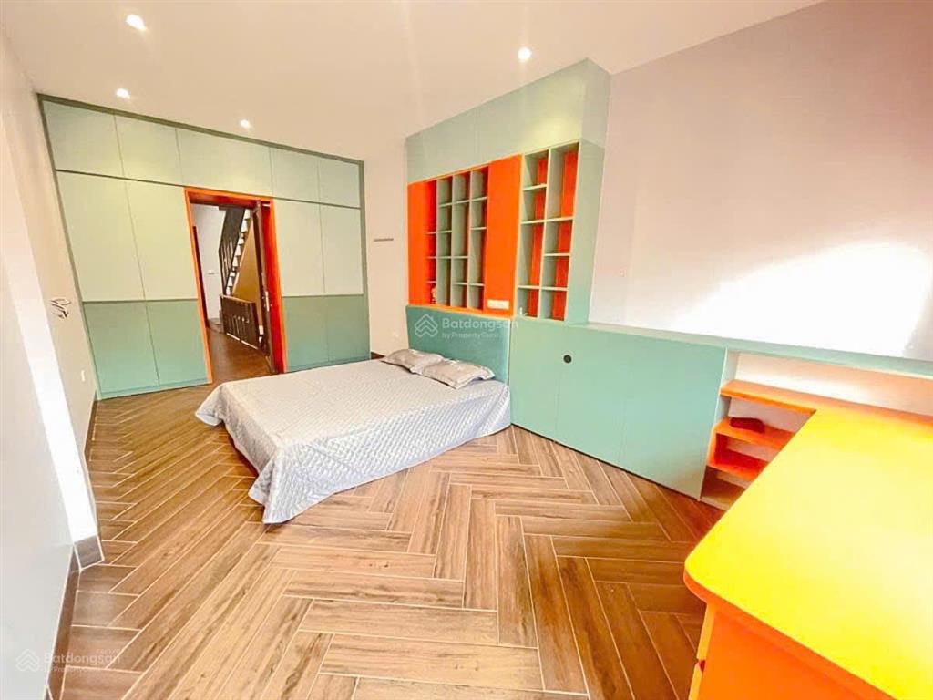 Xã đàn, 76m2, không quy hoạch, 2 mặt ngõ ba gác, sổ nở hậu vuông vắn, nhà đẹp full nội thất cao cấp