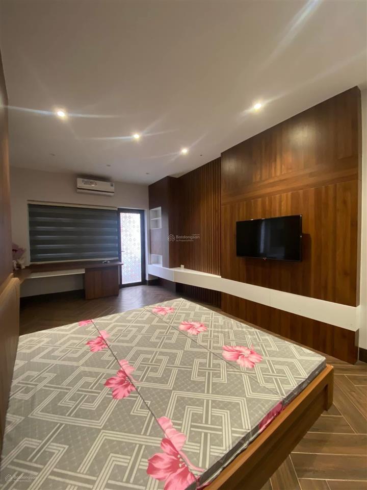 Xã đàn, 76m2, không quy hoạch, 2 mặt ngõ ba gác, sổ nở hậu vuông vắn, nhà đẹp full nội thất cao cấp