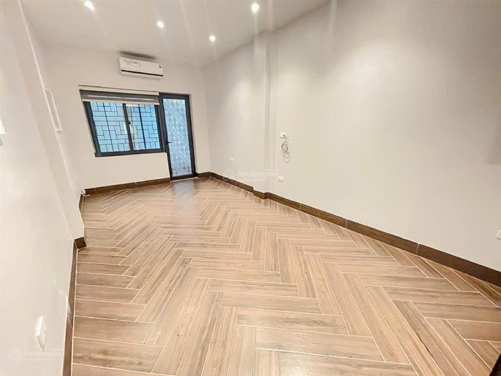 Xã đàn, 76m2, không quy hoạch, 2 mặt ngõ ba gác, sổ nở hậu vuông vắn, nhà đẹp full nội thất cao cấp