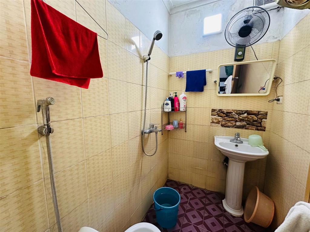 Mặt phố vip, lô góc mặt tiền khủng, vỉa hè rộng kinh doanh đỉnh, sổ vuông nở hậu, không quy hoạch