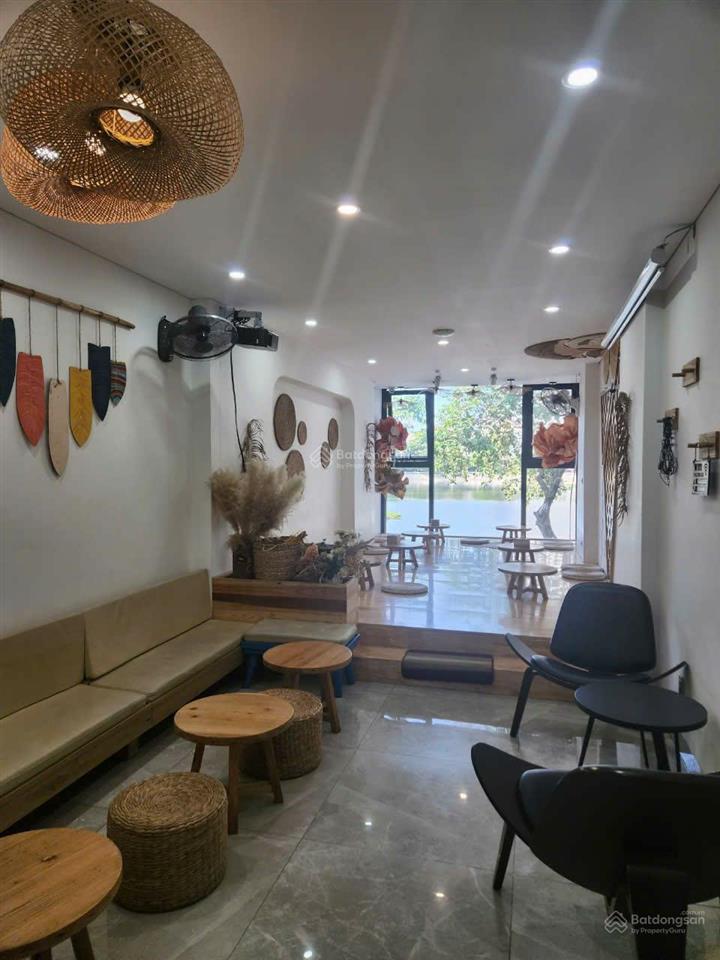 Mặt hồ xã đàn, 50m, vỉa hè rộng kinh doanh đỉnh, view hồ triệu đô, sổ vuông đét, không quy hoạch