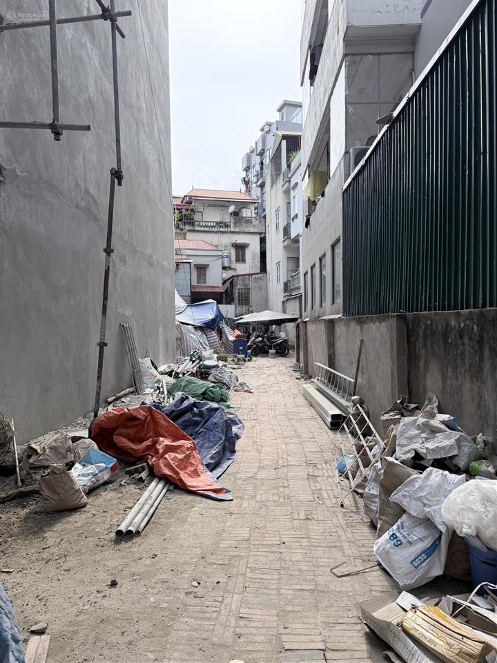 Mảnh đất vàng mặt phố, 190m2, diện tích khủng, mặt ngõ cạnh xây tòa hết ý, không quy hoạch, nở hậu
