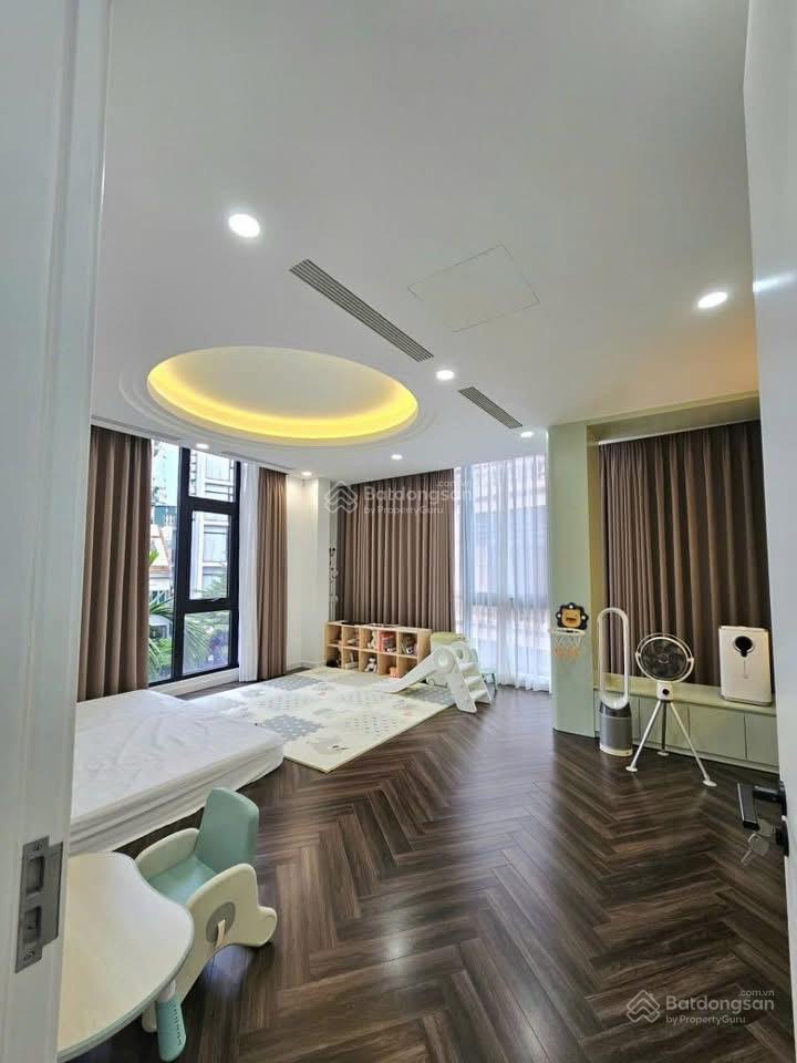 Đào tấn, 65m, mt 5,8m, ô tô tránh, lô góc, thang máy, nội thất cao cấp, sổ vuông, không quy hoạch