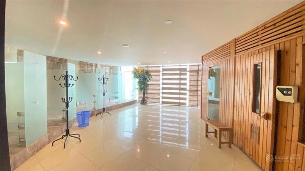 Mặt phố dương đình nghệ, 170m2  12 tầng, thang máy, full pccc, có hầm, vỉa hè rộng, sổ nở hậu
