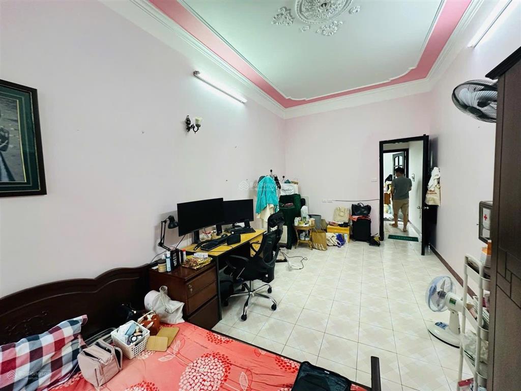 Vũ thạnh, 46m2, 5 ngủ, gara ô tô tránh, kinh doanh đỉnh, sổ vuông nở hậu, nhà dân xây chất, giá tốt