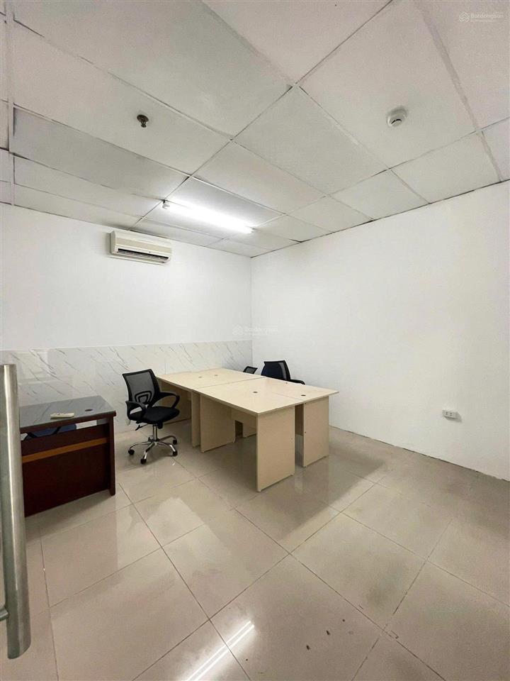 Hàng hiếm tại thành thái, dịch vọng, cầu giấy, hà nội, 5,8 triệu/tháng, 30m2