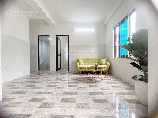 Chính chủ cho thuê phòng 1pn 1 khách tại ngõ 68 đình quán (có ban công siêu thoáng)