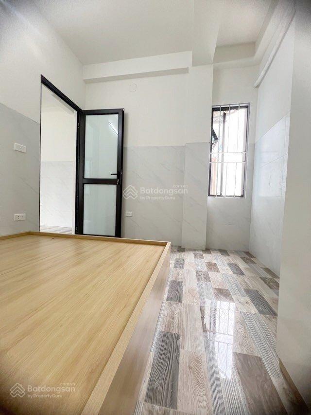 Chính chủ cho thuê phòng 1pn 1 khách tại ngõ 68 đình quán (có ban công siêu thoáng)