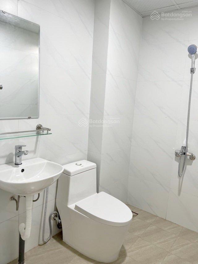 Chính chủ cho thuê phòng 1pn 1 khách tại ngõ 68 đình quán (có ban công siêu thoáng)