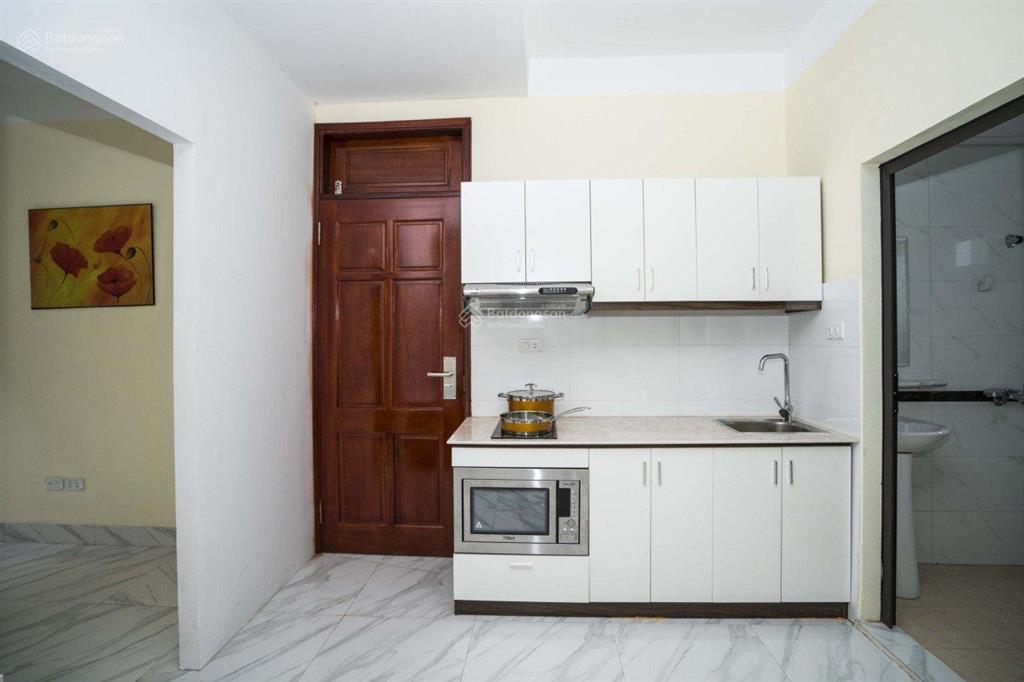 Cho thuê phòng 1n1k tại ngõ 154 đình thôn, giá thuê siêu rẻ chỉ 6tr8/tháng
