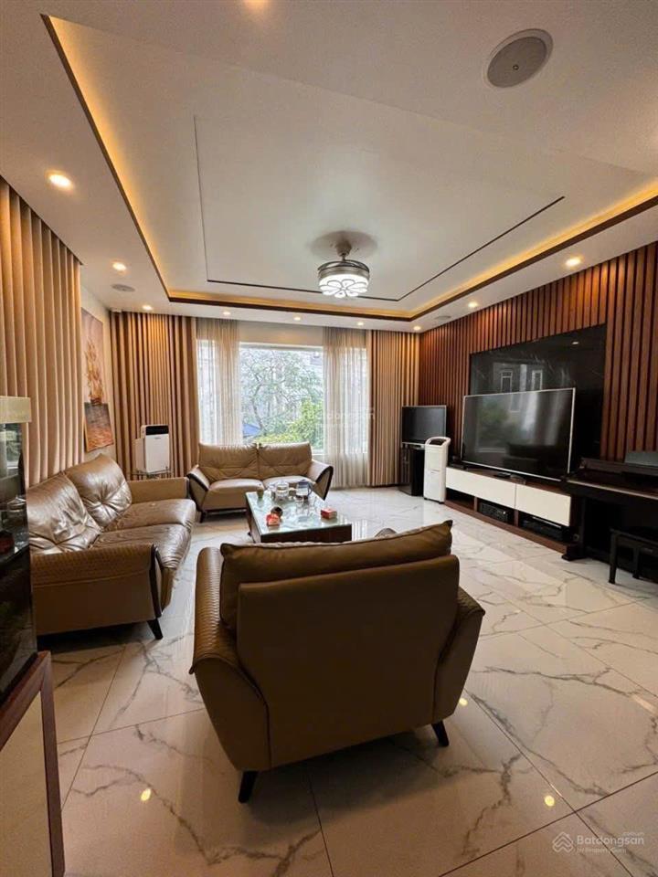 Bán nhà 6 tầng mặt đường nguyễn công hoà ~ cầu thang máy ~ lê chân ~ hải phòng