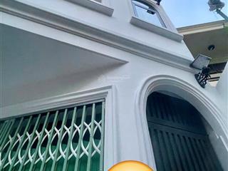 Nhà mới xây 100% full nội thất mới khu vực phan xích long, phú nhuận