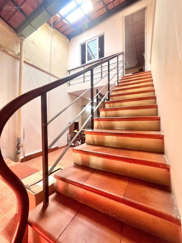 Quang trung  tnpb  siêu hiếm  chỉ 7tỷ dt 80m2 công nhận đủ 5m  sát mt.