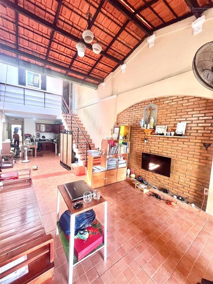 Quang trung  tnpb  siêu hiếm  chỉ 7tỷ dt 80m2 công nhận đủ 5m  sát mt.